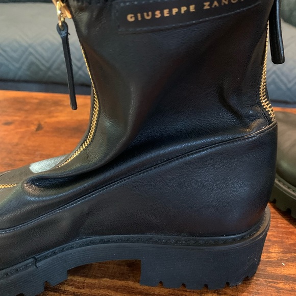 Giuseppe Zanotti leather ankle boots - Picture 3 of 6